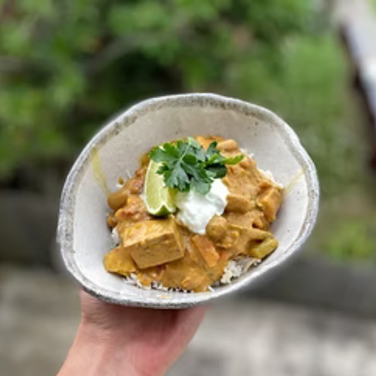 SLOW COOKED TOFU VEGGIE CURRY