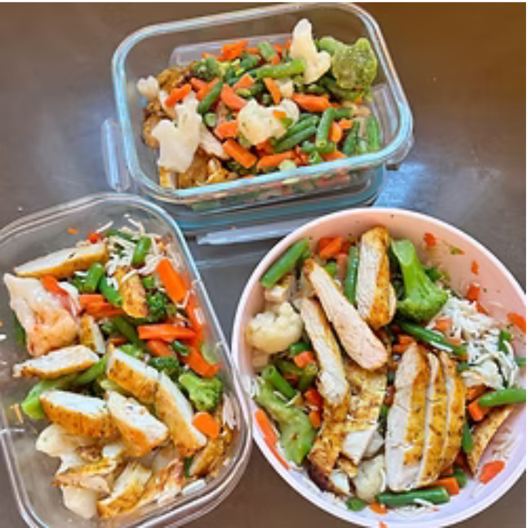 MEAL PREPPED SWEET CHILLI CHICKEN BOWLS