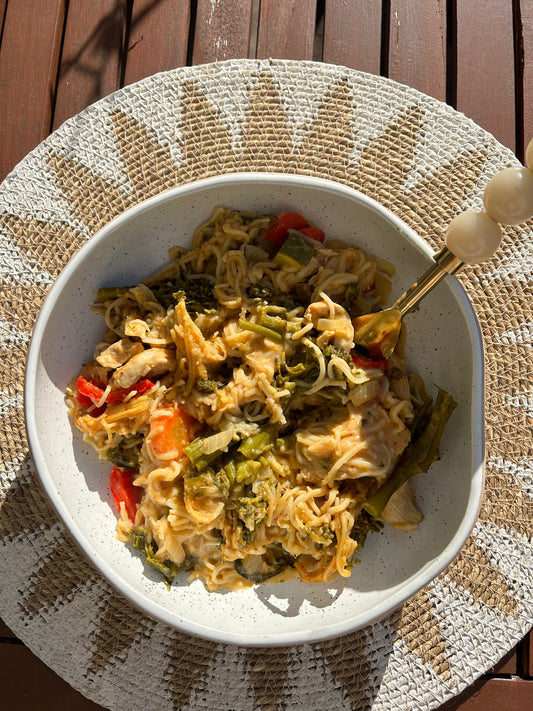 CHICKEN NOODLE CURRY