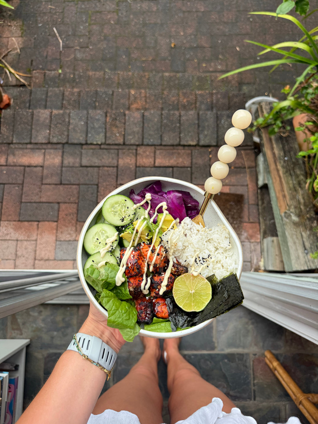 SALMON POKE BOWL