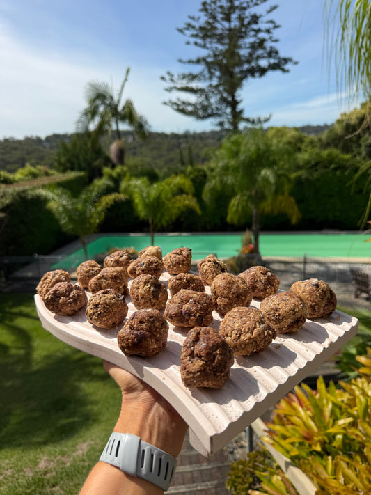 DARK CHOC COCONUT BALLS