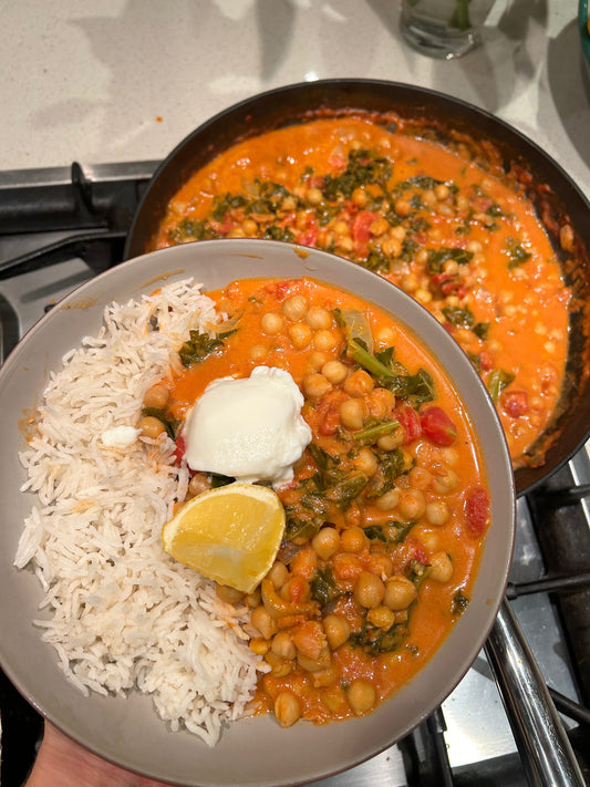 TOMATO CHICKPEA CURRY